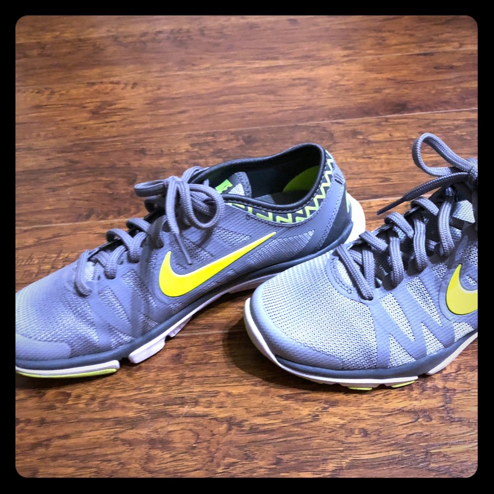 Women’s Nike flex supreme shoe 7.5